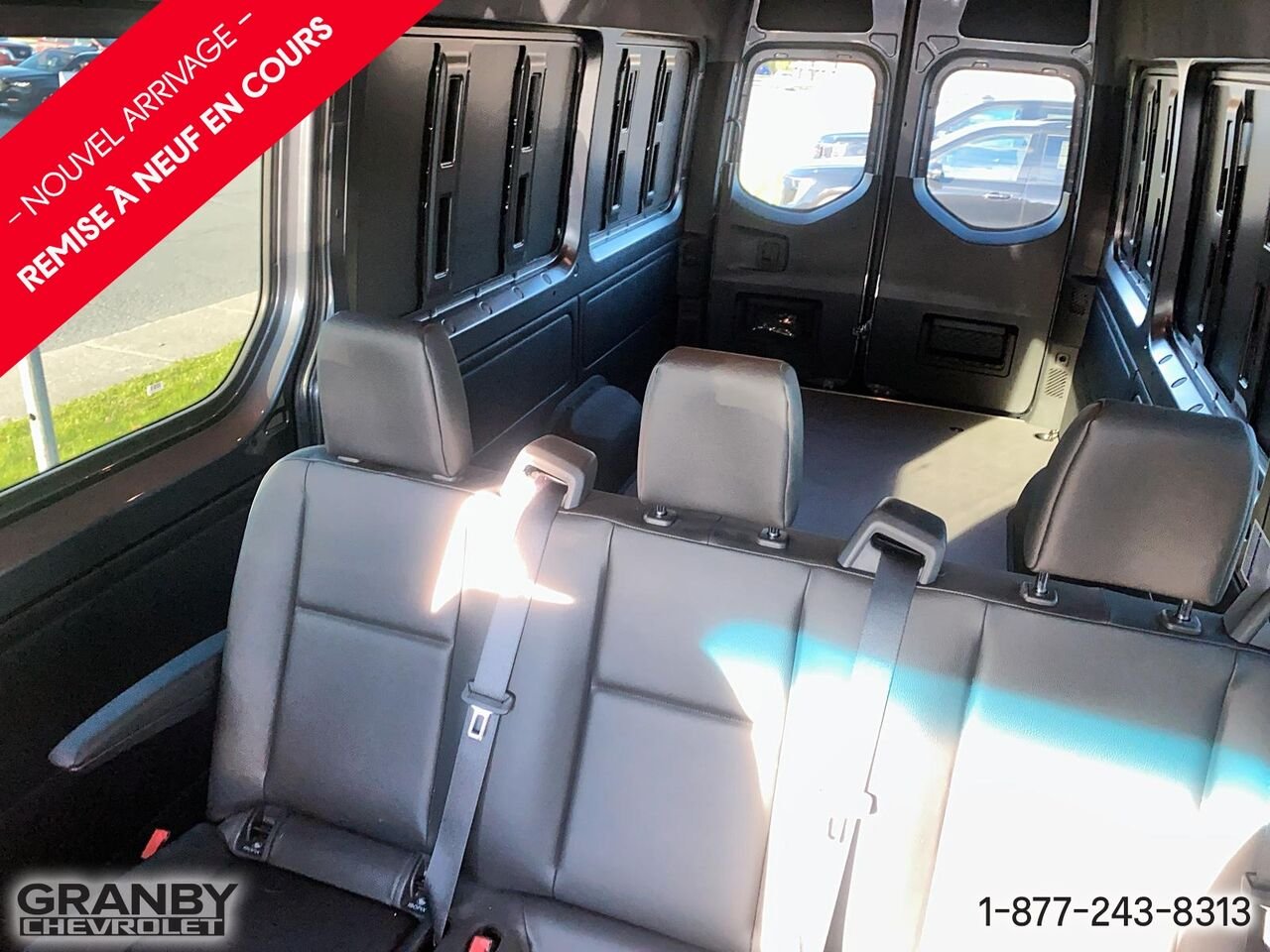 Mercedes-Benz Sprinter fourgonnette utilitaire 2500 4 cyl. en ligne diesel toit surélevé 170 po | 27-0266A 2025 Gris Granby - photo #9