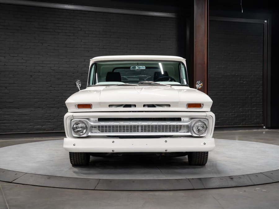 1962 Chevrolet C10 | LS1 Engine | Leather Interior | Vintage Air A/C