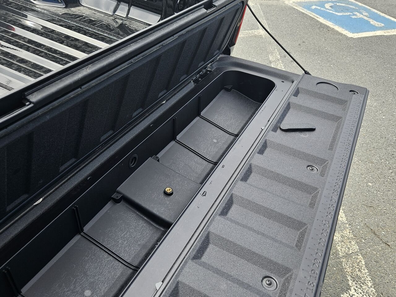 Chevrolet Colorado Z71 cabine multiplace 4RM 2026 NOIR Thetford Mines - photo #20