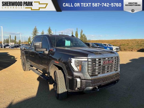 2025 GMC Sierra 3500HD Denali 6.6L Duramax | Multipro Tailgate Black