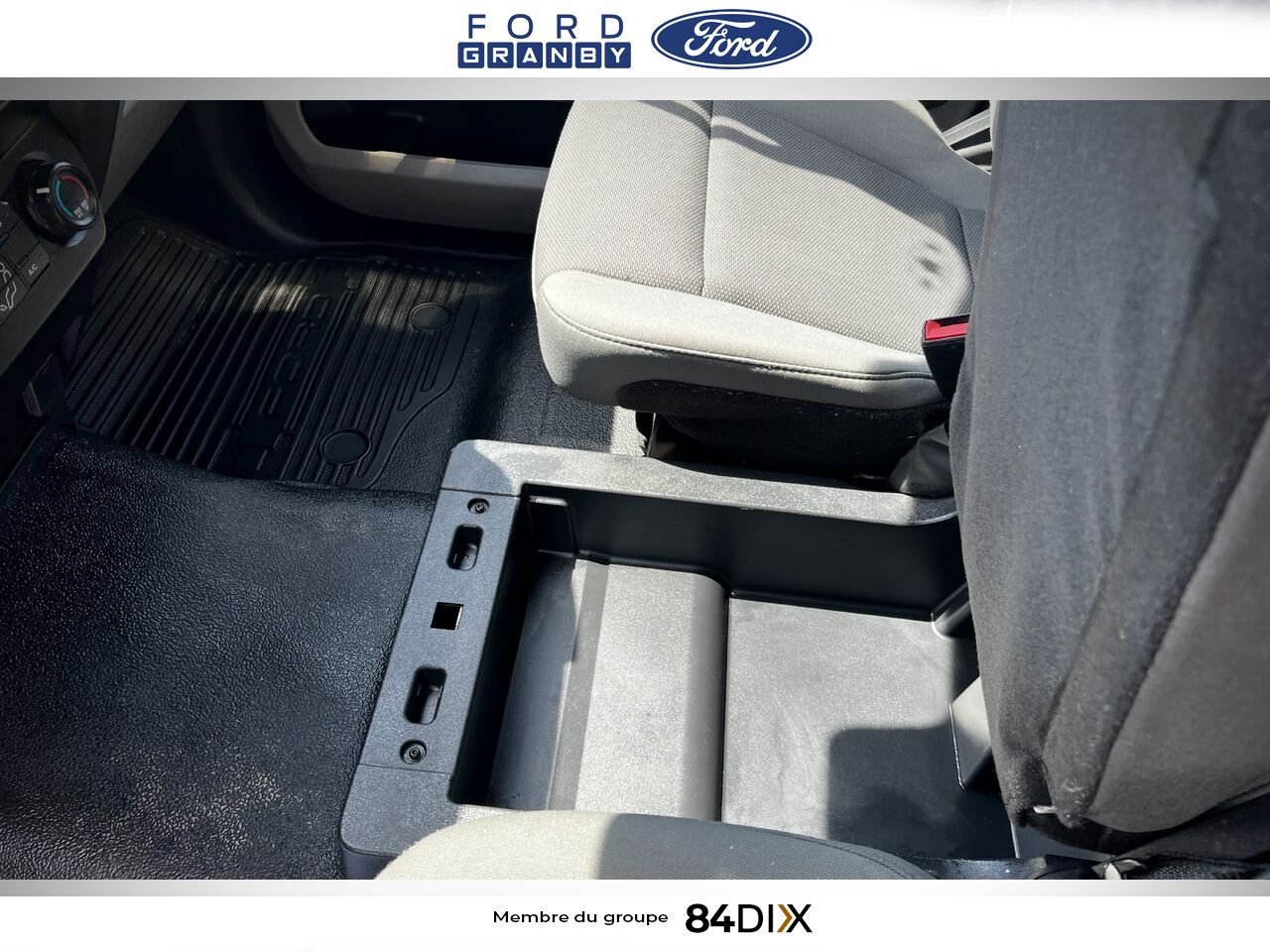 Ford Super Duty F-550 DRW 2022 Blanc Granby - photo #16