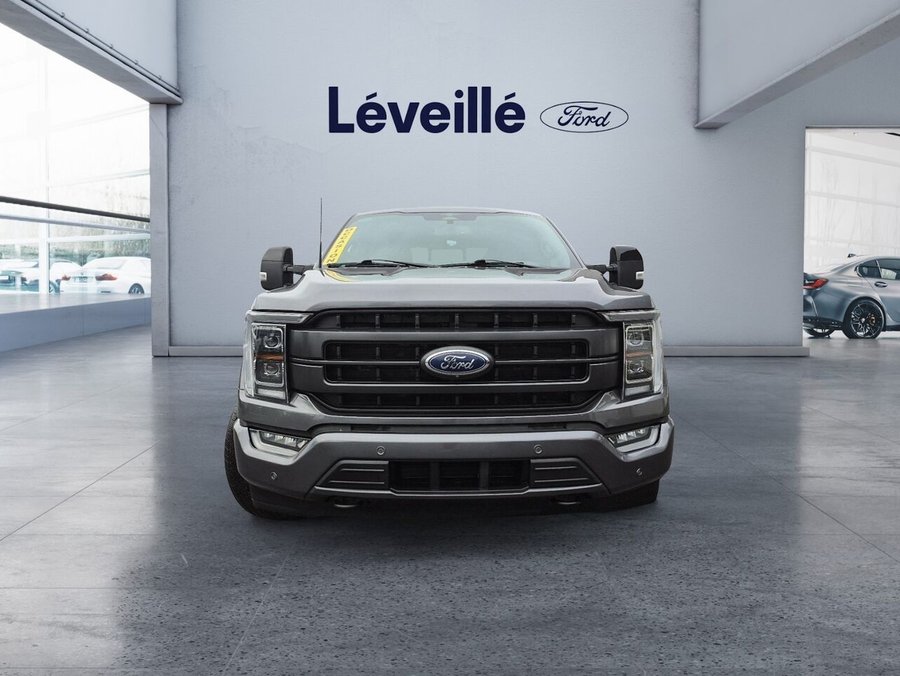 Ford F-150 LARIAT POWERBOOST ** 502A ** TOIT PANO ** SORT ** 20P ** GROS MIRROIRS ** 6,5 pi 2023 Gris