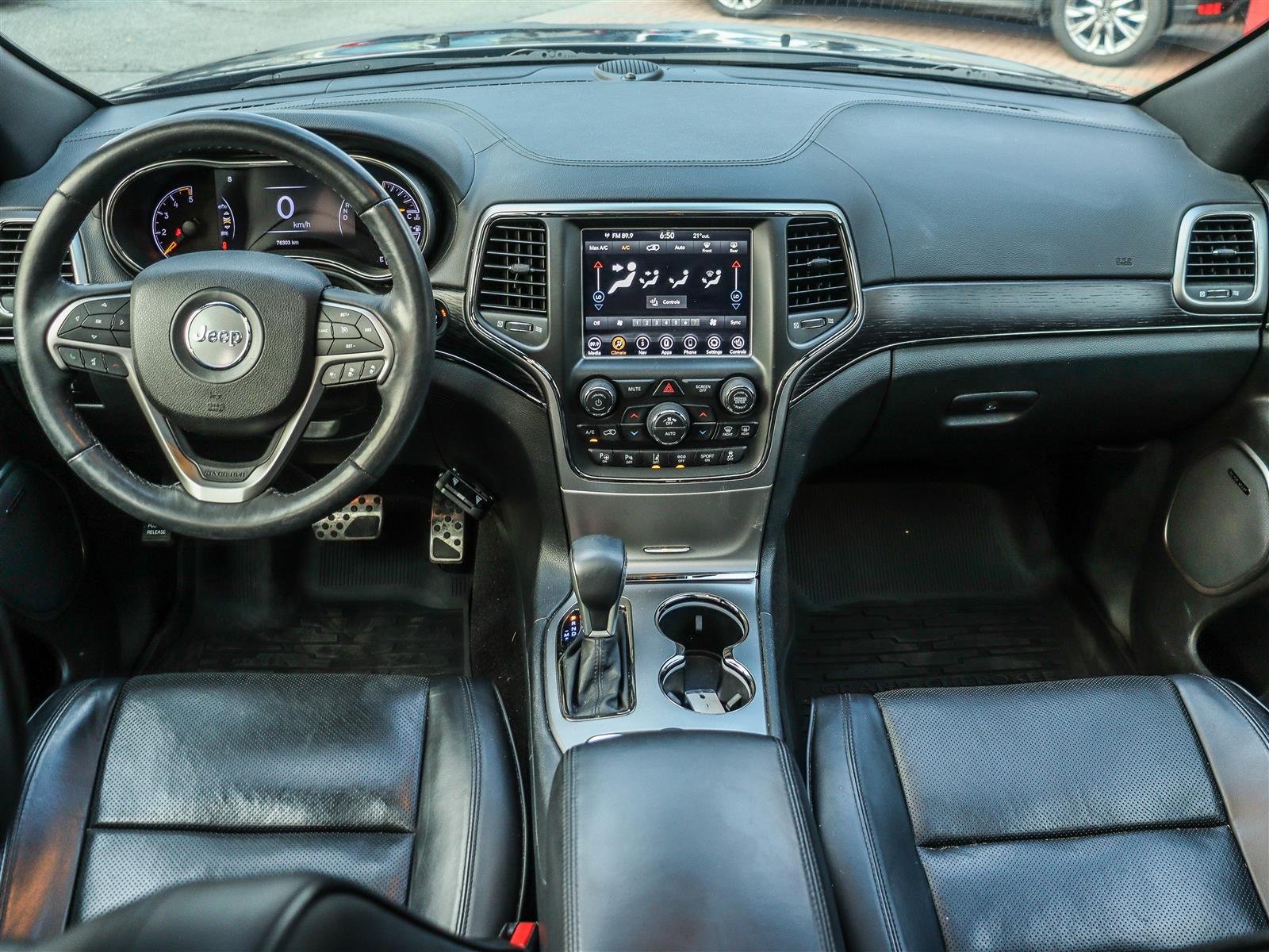 2018 Jeep Grand Cherokee Overland Ottawa & Gatineau - photo #13