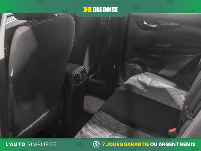 2019 Nissan Qashqai White Blainville - photo #27