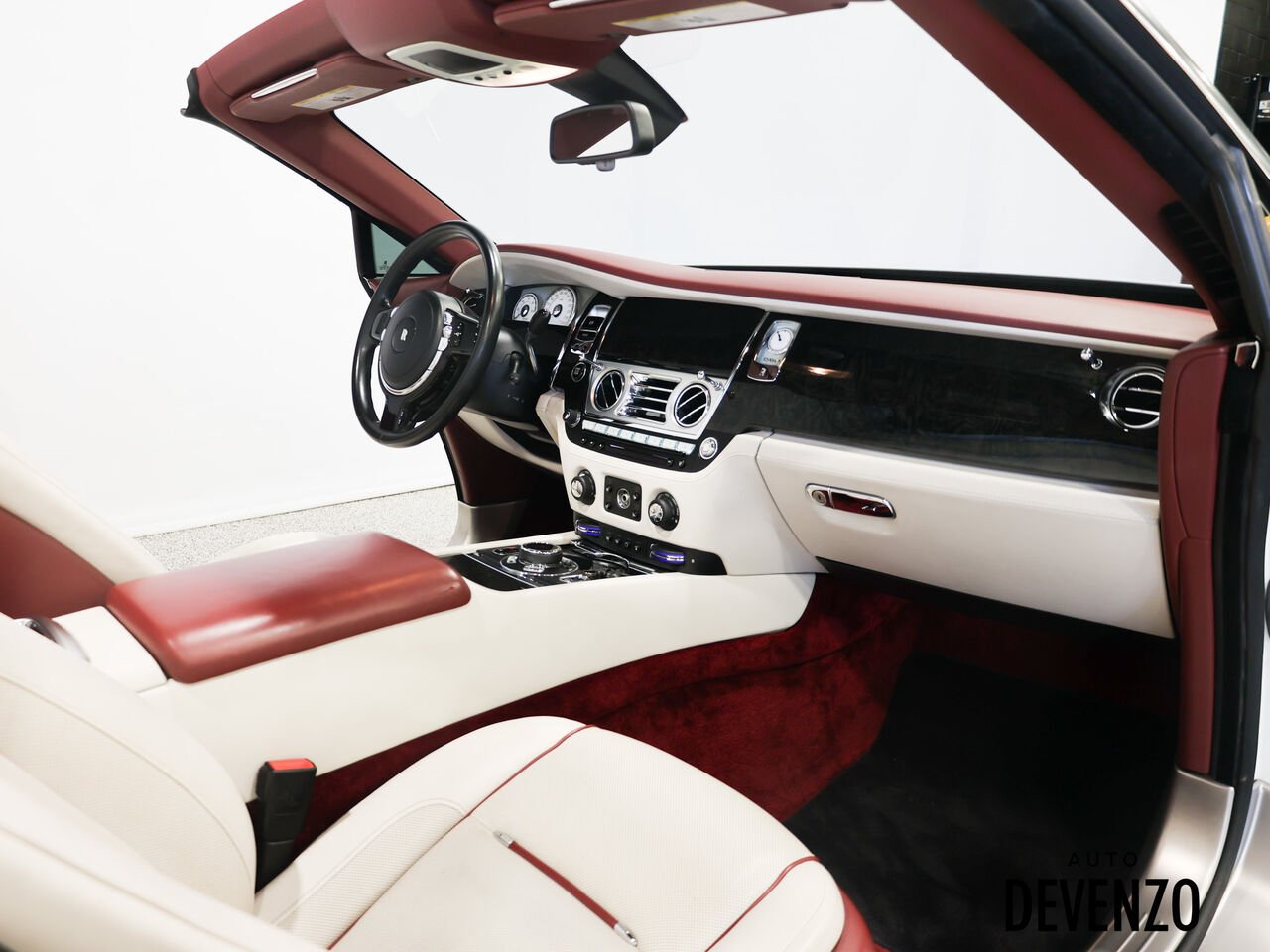 2016 Rolls-Royce Dawn White Saint-Eustache - photo #8