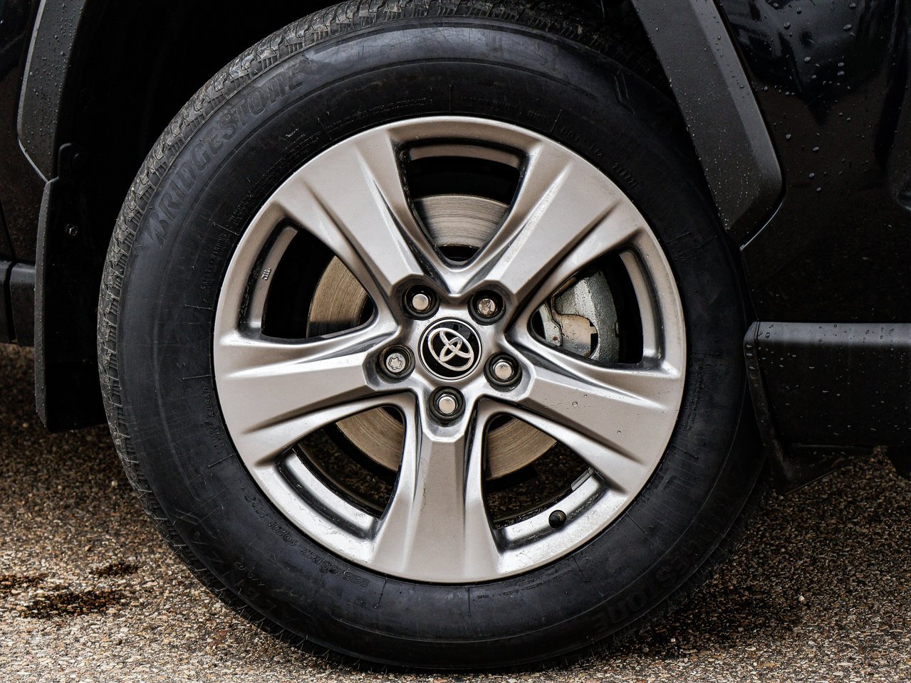 2024 Toyota RAV4 XLE AWD Black Sherwood Park - photo #5