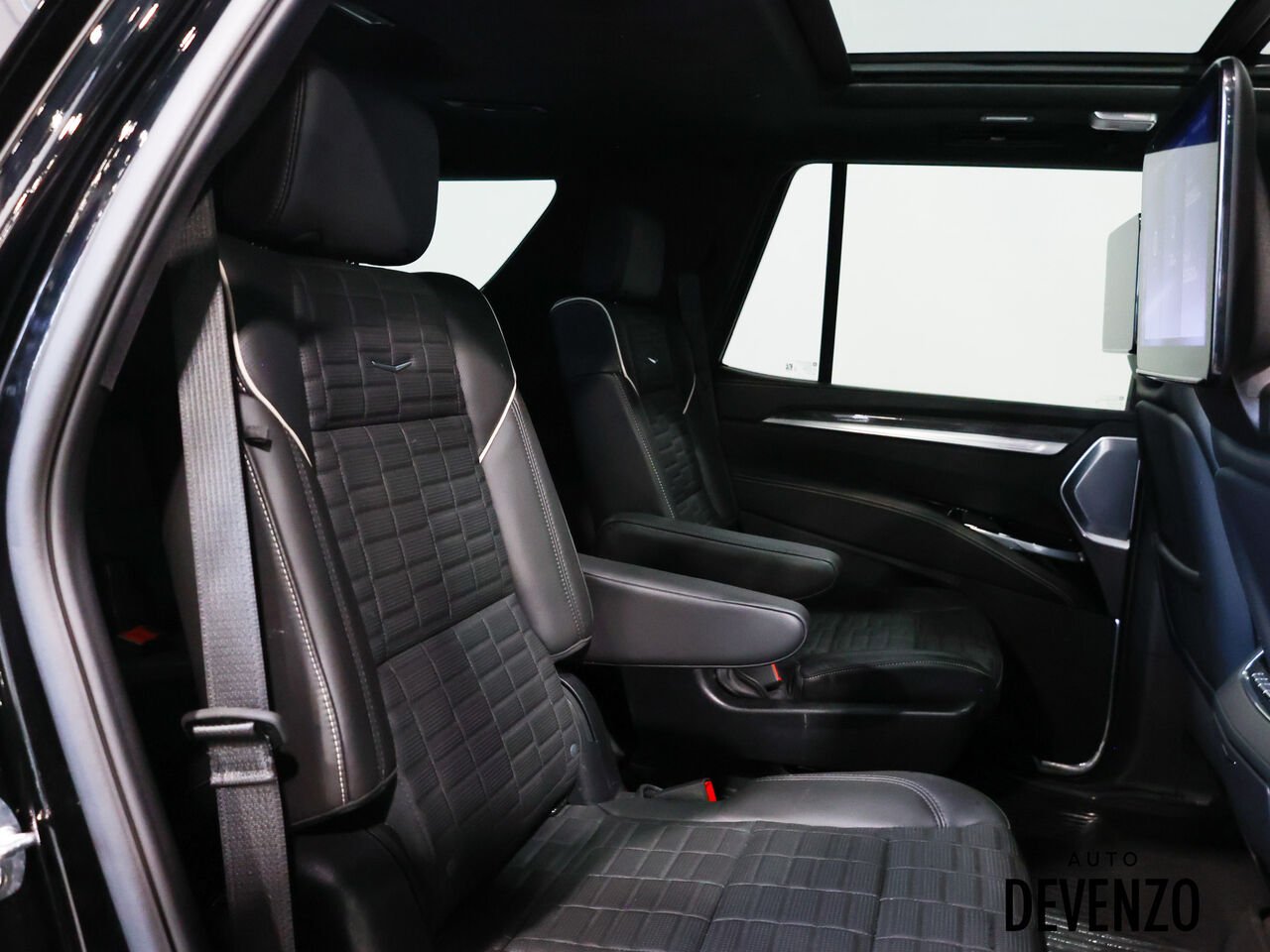 Cadillac Escalade 2025 Noir Saint-Eustache - photo #9