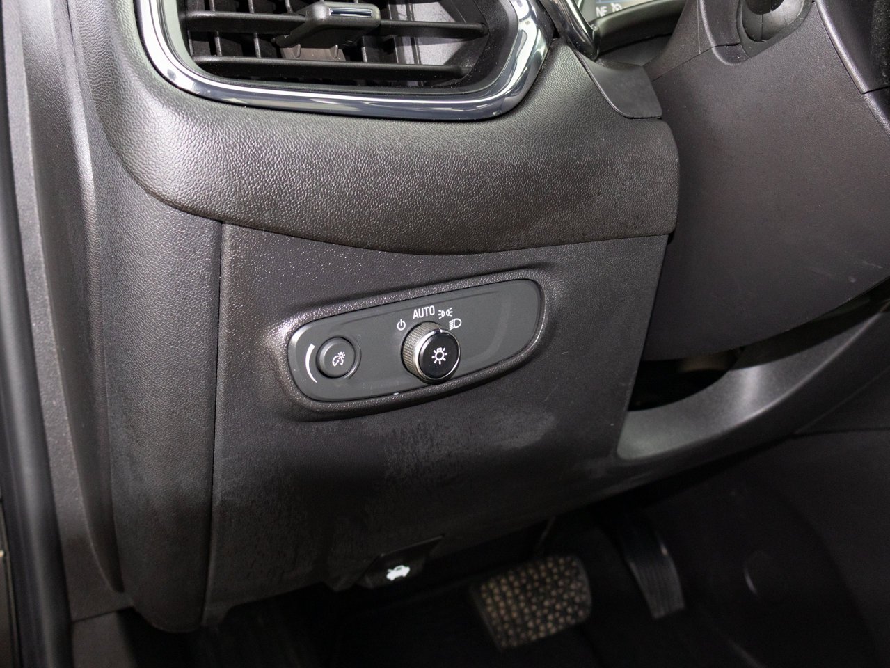 2024 Chevrolet Equinox AWD 4dr RS Black Sherwood Park - photo #20