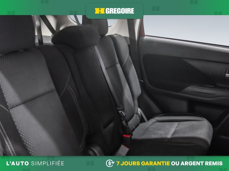 2020 Mitsubishi Outlander Red Blainville - photo #26