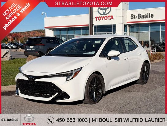 TOYOTA Corolla à hayon SE AMÉLIORÉ FWD 2025 Blanc