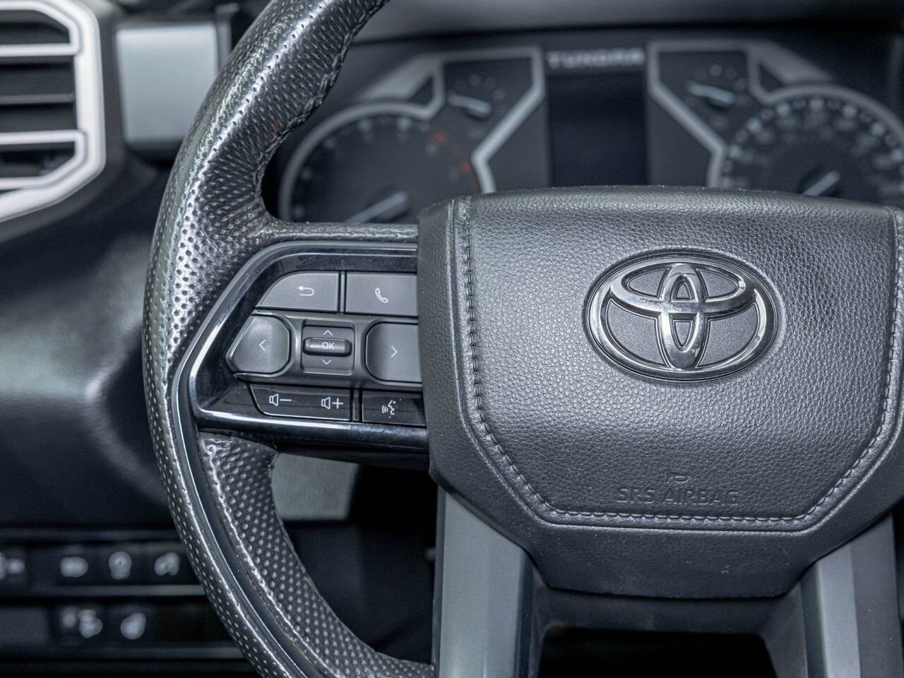 Toyota Tundra TRD OFF ROAD 4X4 V6 *NAV* SIÈGES CHAUFF CARPLAY 2024 Noir Saint-Jérôme - photo #14