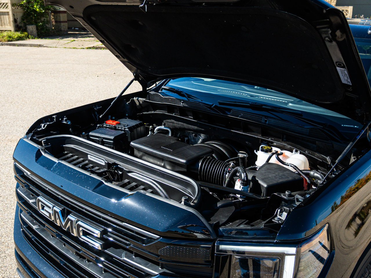 2026 GMC Sierra 1500 4WD Crew Cab 147 Elevation Black Sherwood Park - photo #6