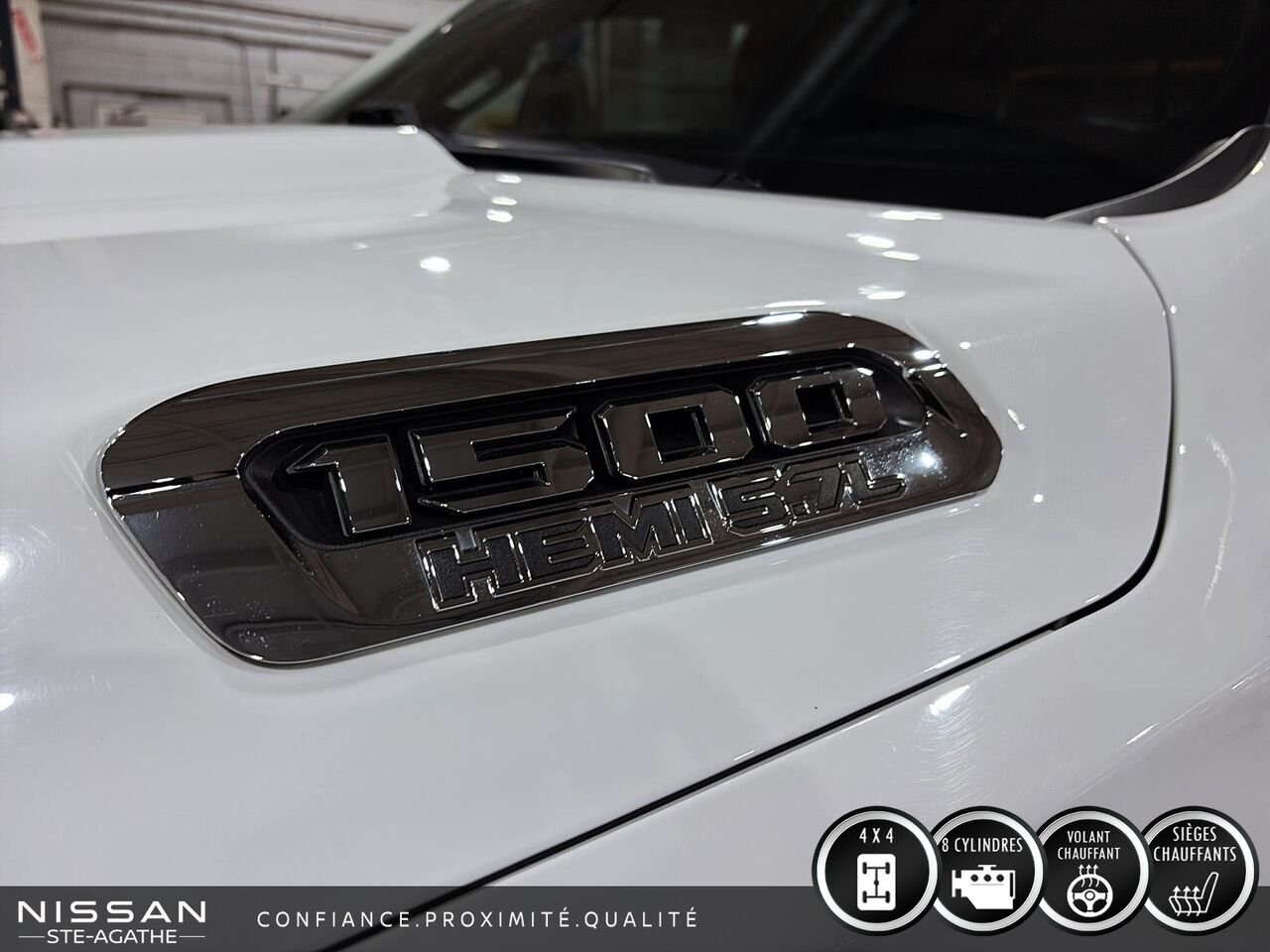 2020 Ram 1500 BIG HORN QUAD CAB 4X4 | V8 HEMI ETORQUE | APPLE CARPLAY | ATTELAGE DE REMORQUAGE White Saint-Jérôme - photo #6