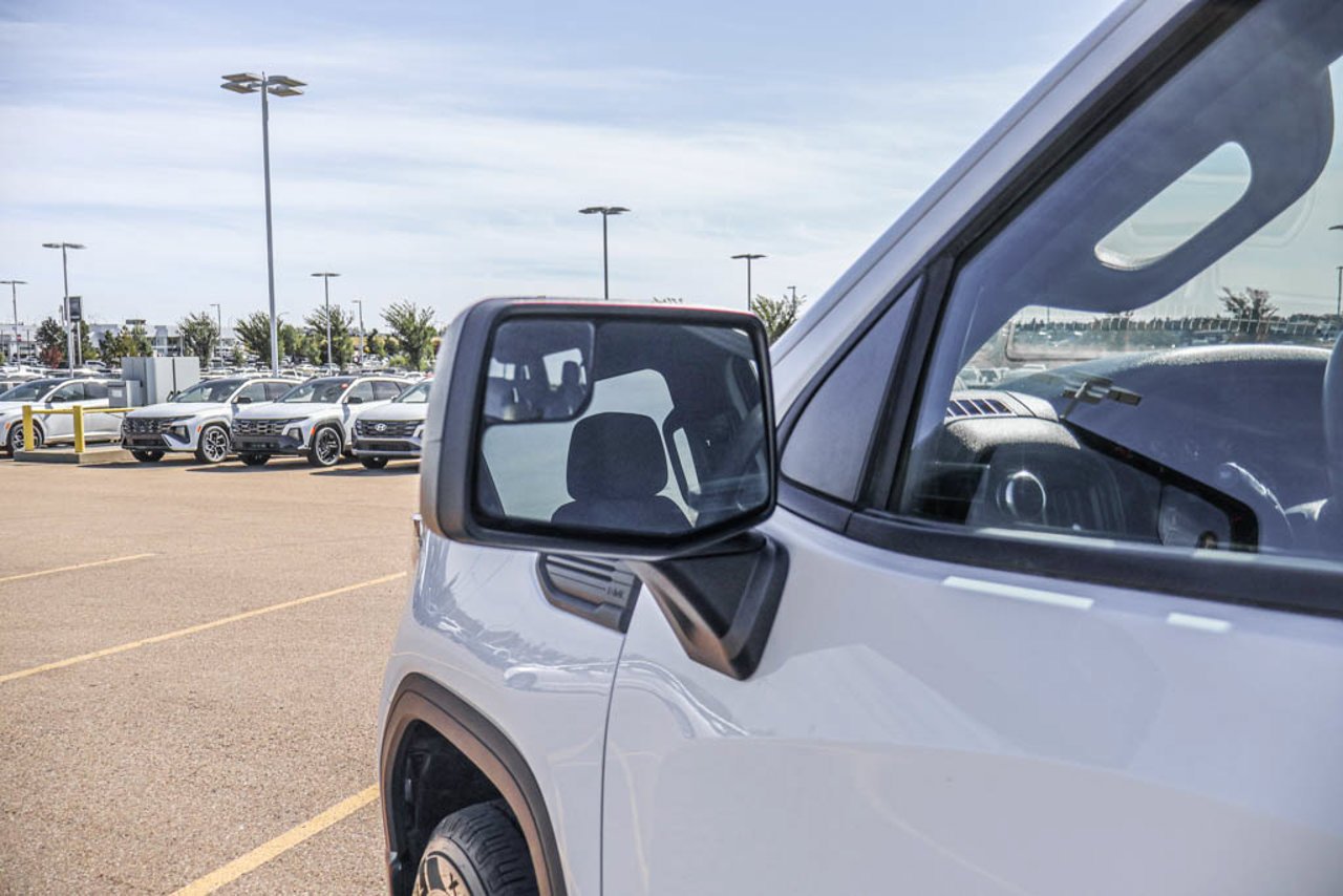 2024 GMC Sierra 1500 4WD Crew Cab 147 Pro White Sherwood Park - photo #13