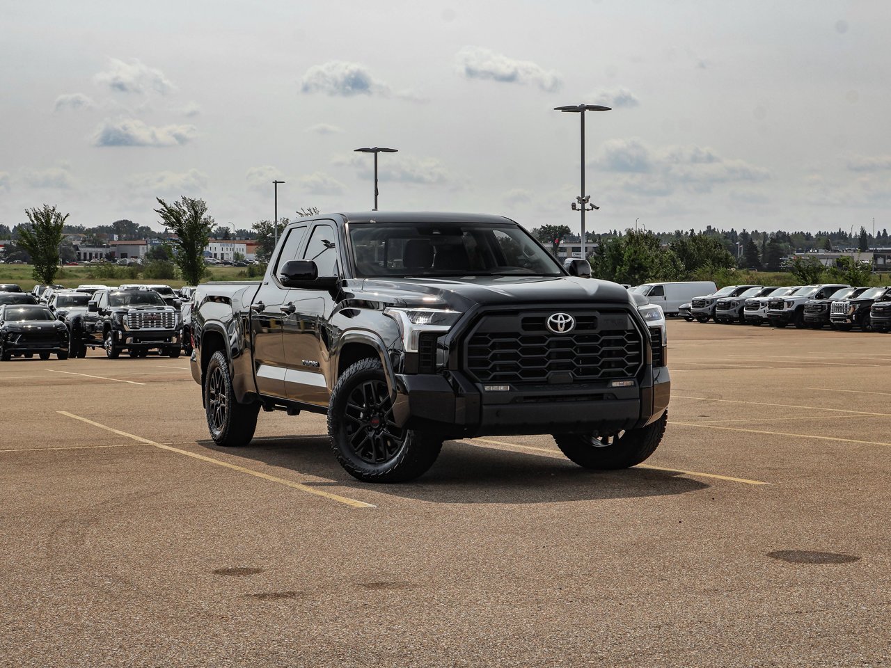 2024 Toyota Tundra 4x4 Double Cab SR Black Sherwood Park - photo #1