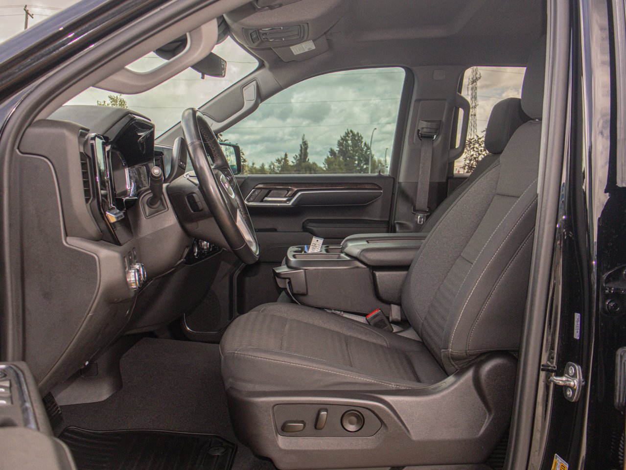 2024 GMC Sierra 1500 4WD Crew Cab 147 Elevation Black Sherwood Park - photo #16