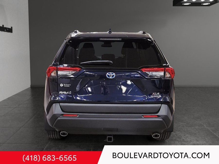 Toyota RAV4 XLE, HYBRIDE, AWD 2023 Bleu