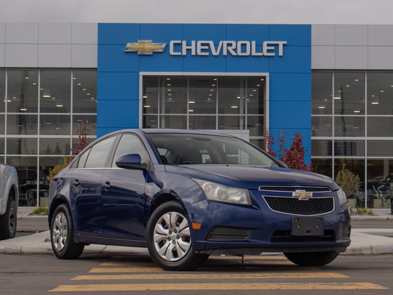 2012 Chevrolet Cruze 4dr Sdn LT Turbo w/1SA Blue Sherwood Park - photo #13
