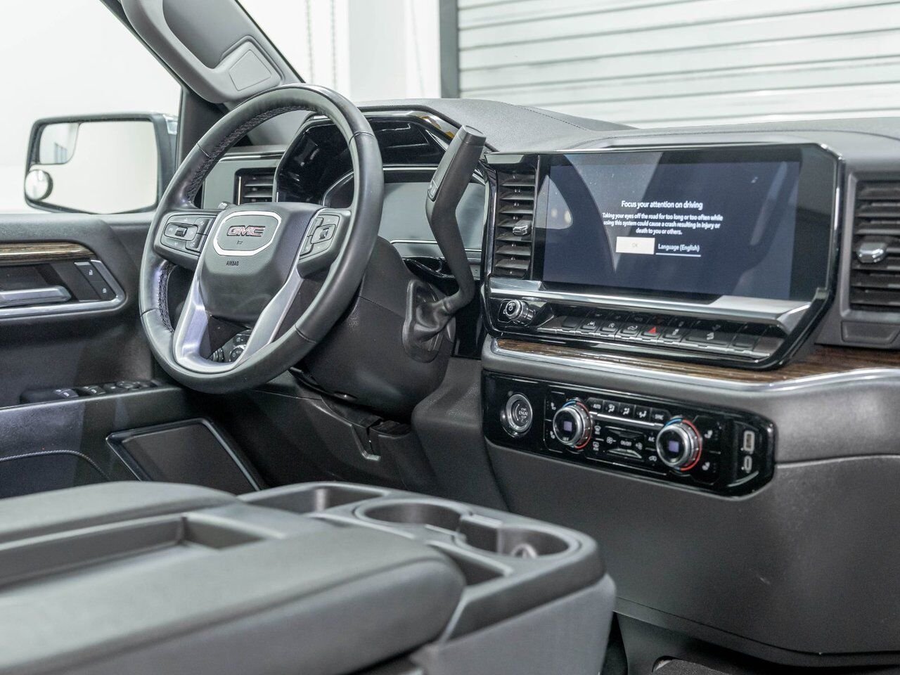 GMC Sierra 1500 SLE X31 CREW 4X4 DIESEL *NAV* SIÈGES CHAUF CARPLAY 2024 Blanc Saint-Jérôme - photo #29