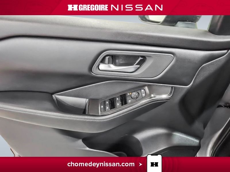 2025 Nissan Rogue Grey Laval - photo #13