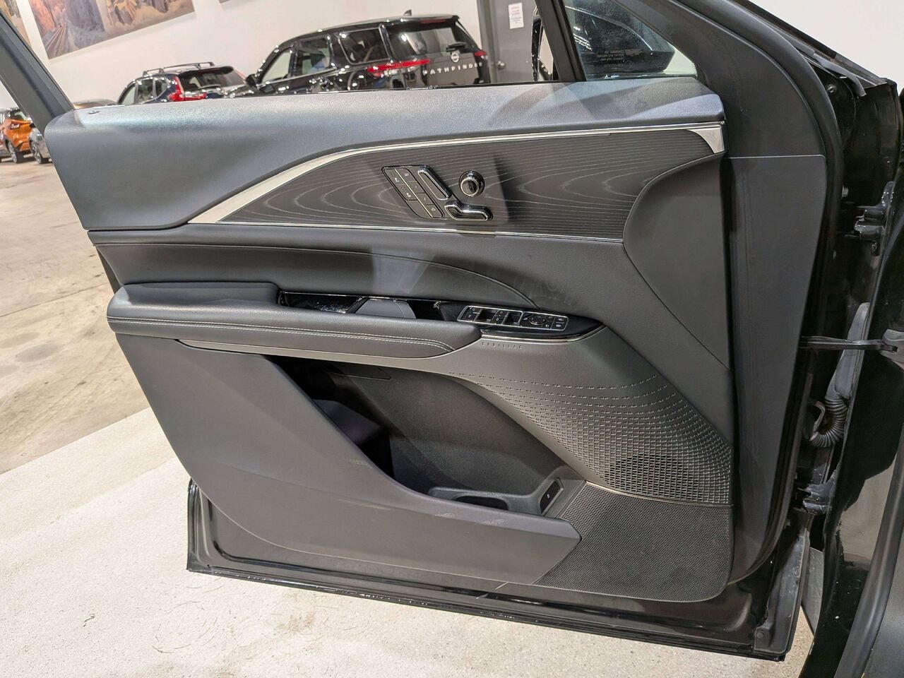 Cadillac LYRIQ 2024 Noir Val-David - photo #33