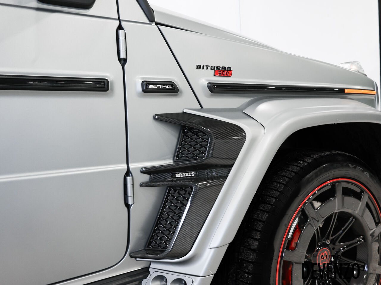 Mercedes-Benz G63 AMG 900 BRABUS & CUSTOM INTERIOR 2023 Argent Saint-Eustache - photo #7
