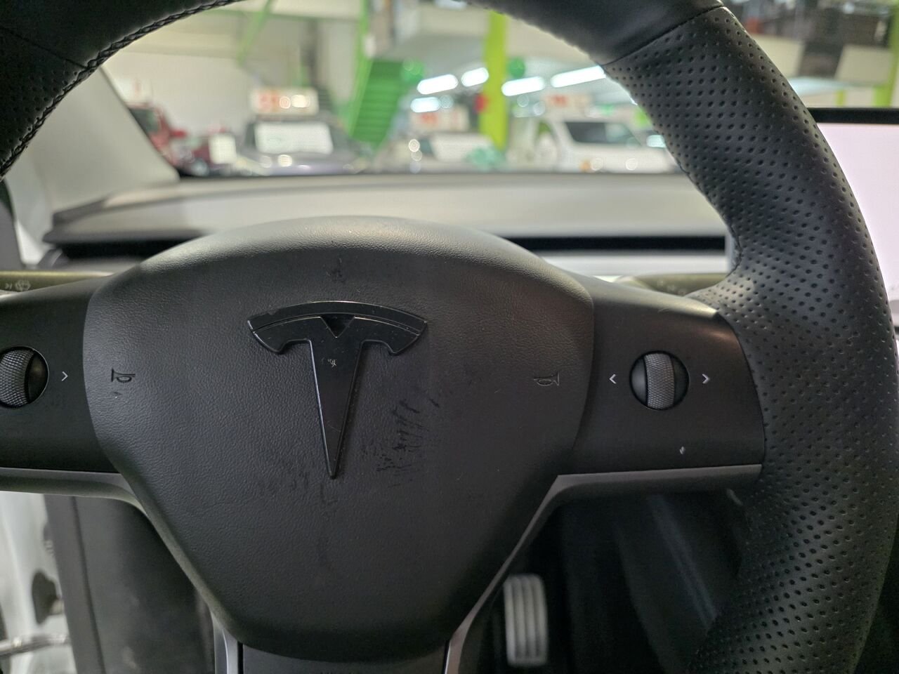 2022 Tesla Model Y White  - photo #17