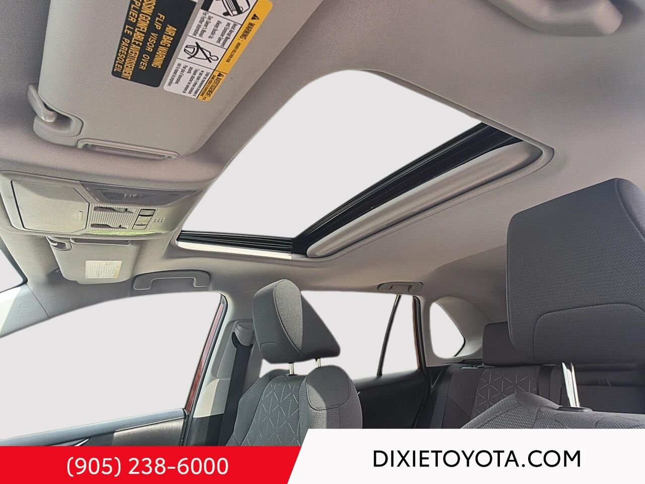 2021 Toyota RAV4 XLE AWD / HEATED SEATS / MOONROOF / ALLOY WHEELS / CARPLAY AND ANDROID AUTO Ruby Flare Pearl Mississauga - photo #10