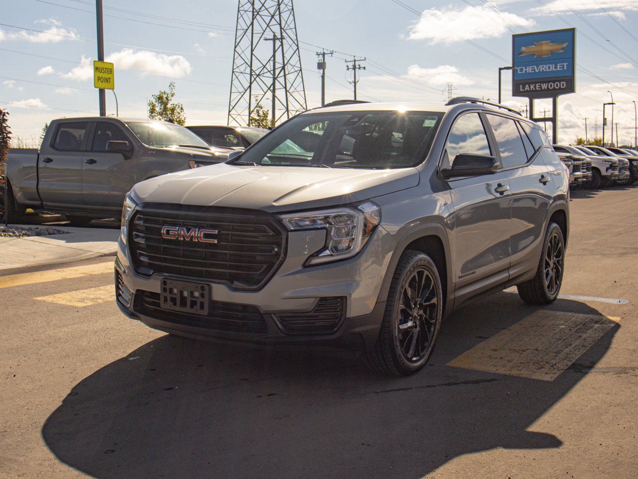 2024 GMC Terrain AWD 4dr SLE Grey Sherwood Park - photo #3