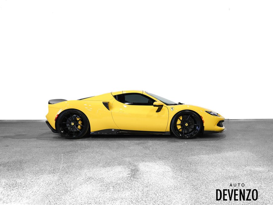 2024 Ferrari 296 GTS 2024 Yellow