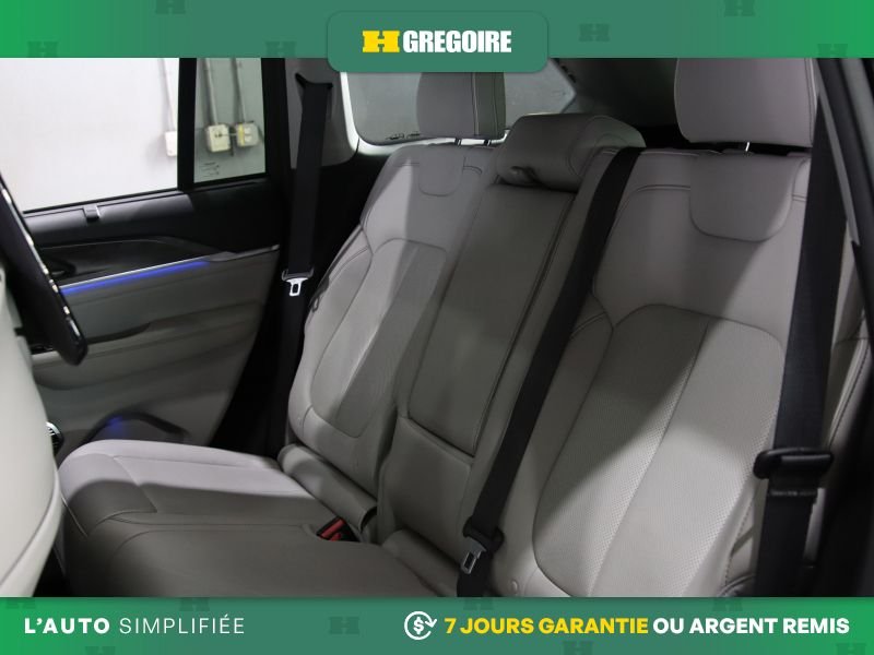 2023 Jeep Grand Cherokee Black Blainville - photo #22