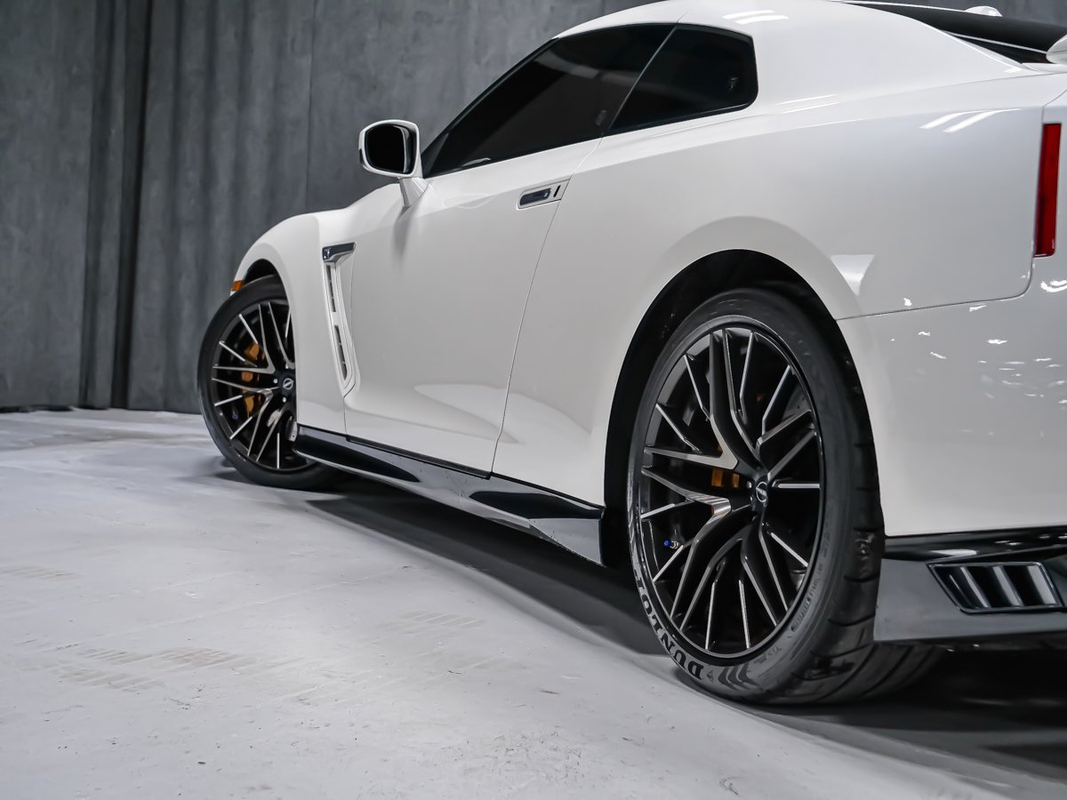 Nissan GT-R PREMIUM 2023 Blanc Montréal - photo #7