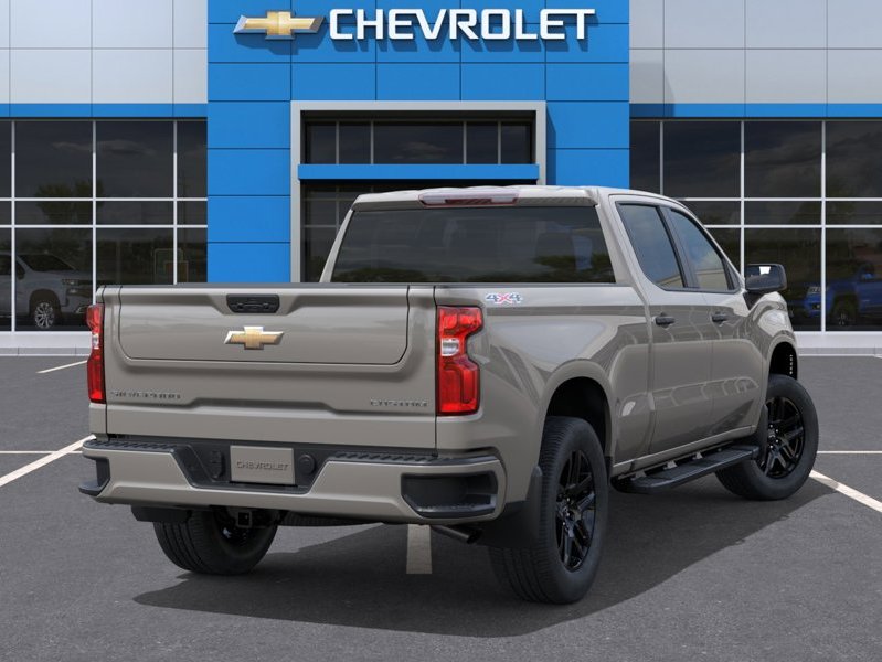 CHEVROLET Silverado 1500 K1500 SILVERADO CREW CAB CUSTOM STD/BOX (1CX) 2026 SABLES BLANC