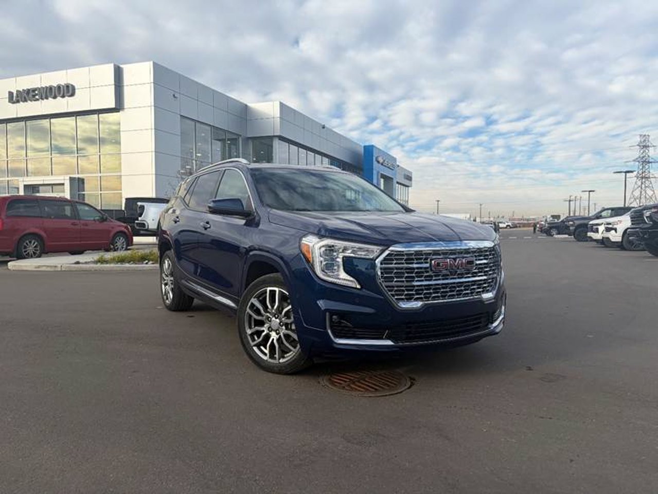 2022 GMC Terrain AWD 4dr Denali Blue Sherwood Park - photo #1