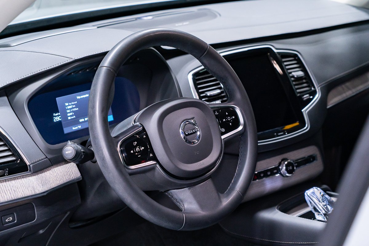 2024 Volvo XC90 B6 ULTIMATE BRIGHT THEME Grey Montreal - photo #8