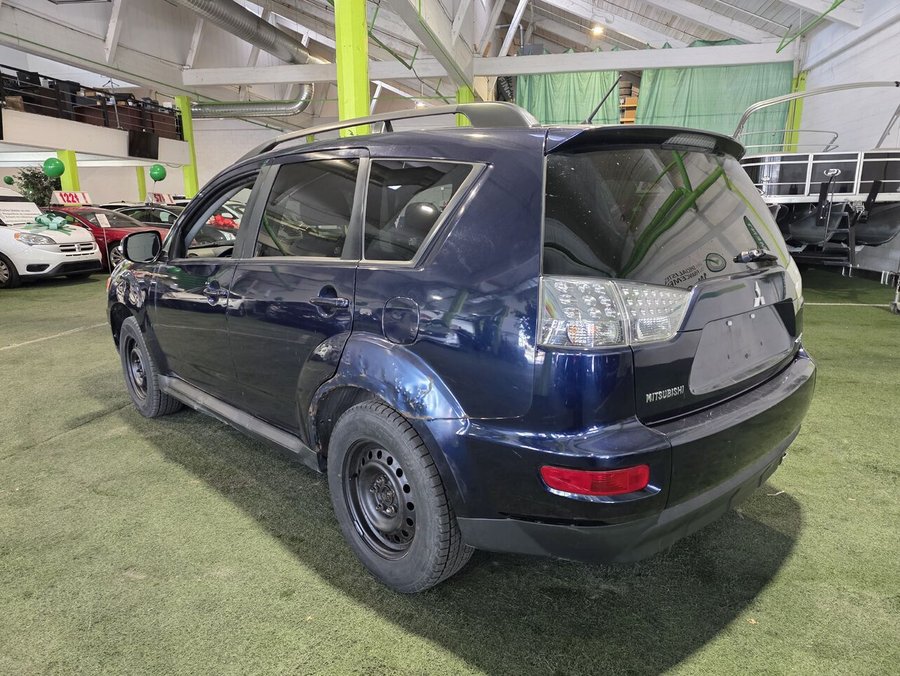 2010 Mitsubishi Outlander 2010 Blue
