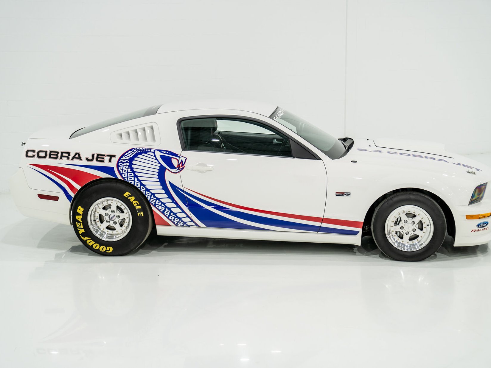Ford Mustang Cobra Jet # 44 of 50 Ford Vehicule De Promotion **PRIX EN USD** 2008 Blanc Montréal - photo #25