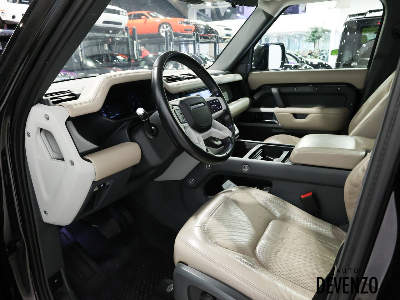 2020 Land Rover Defender Black Saint-Eustache - photo #16