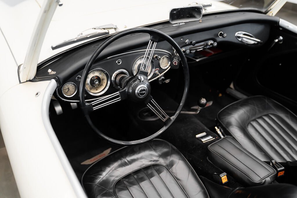 Austin Healey BN7 Mrk 1 1961 Blanc Montréal - photo #16