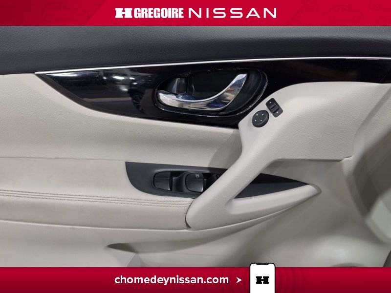 Nissan Qashqai CR7320 | SL AWD Cuir Toit Bancs Chauffants À Partir 2.99% 2018 Bleu Laval - photo #13