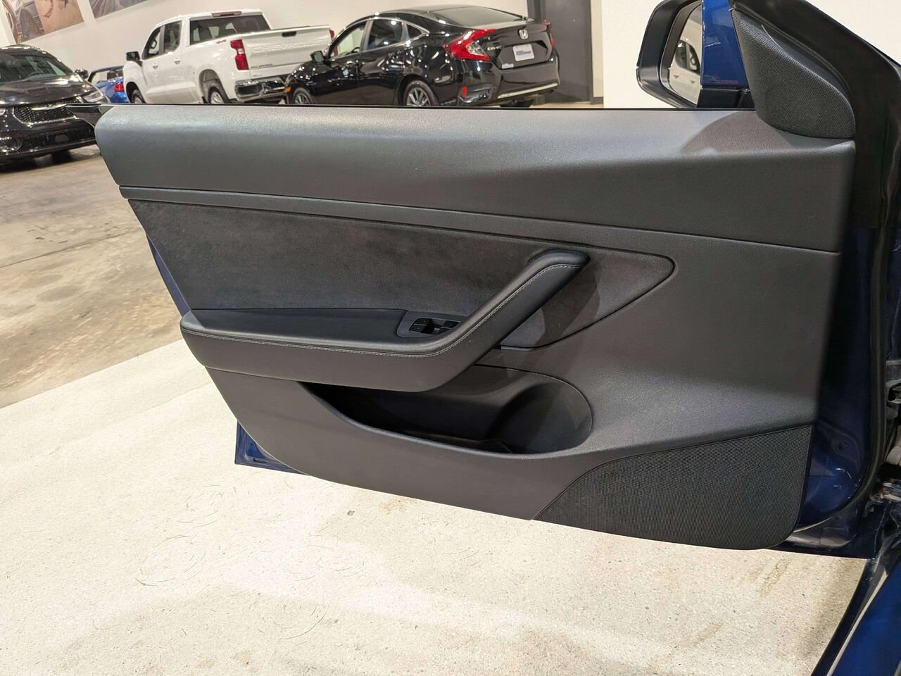 2021 Tesla Model 3 Standard Range Plus RWD Blue Val-David - photo #28
