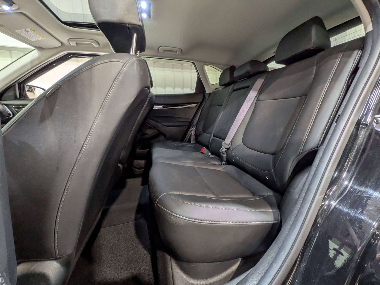 2023 Kia Seltos SX Turbo AWD w/Black Interior Black Val-David - photo #10