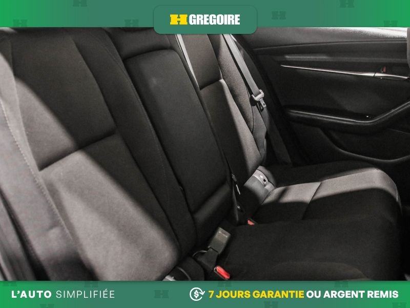 2019 Mazda 3 Silver Saint-Eustache - photo #26