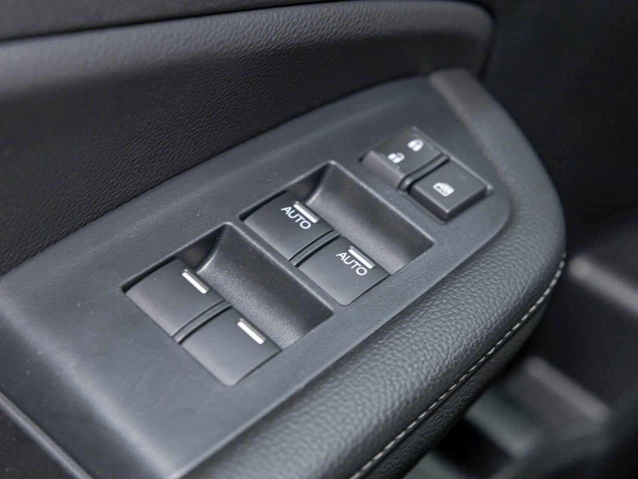 Honda Ridgeline SPORT V6 AWD *TOIT* CARPLAY *SIEGES / VOLANT CHAUF 2023 Blanc Saint-Jérôme - photo #25
