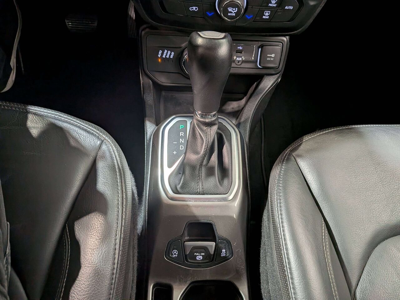 2019 Jeep Renegade Limited 4x4 Silver Val-David - photo #27