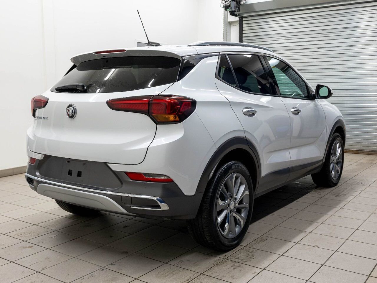 Buick Encore GX ESSENCE AWD *TOIT* SIÈGES CHAUF HAYON ELEC CARPLAY 2022 Blanc Saint-Jérôme - photo #8