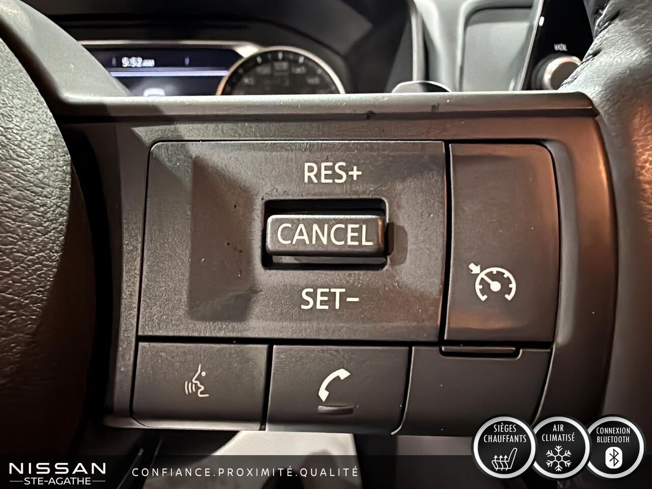 Nissan Rogue 2024 Rouge Ste-Agathe des Monts - photo #17