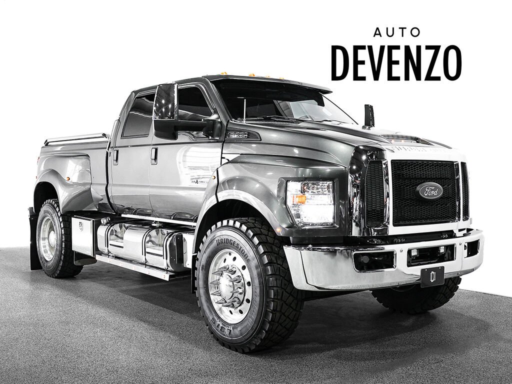 2016 Ford F-650 Grey Saint-Eustache - photo #0
