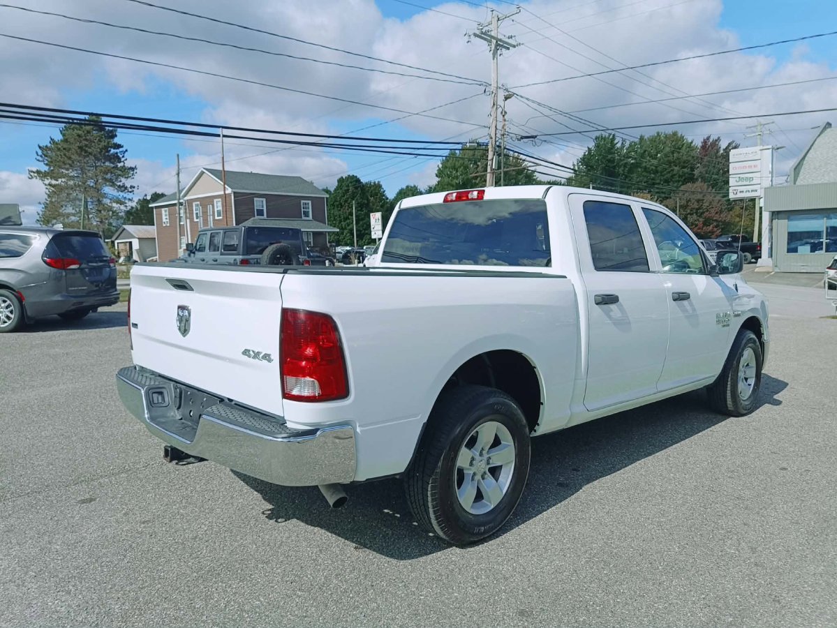 2023 RAM 1500 Classic White Nantes - photo #4
