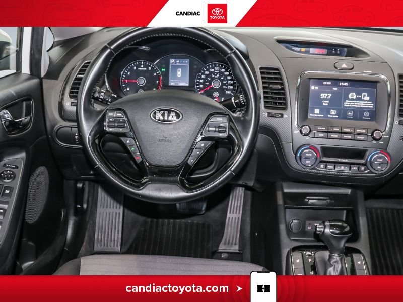 2017 Kia Forte White Laval - photo #13